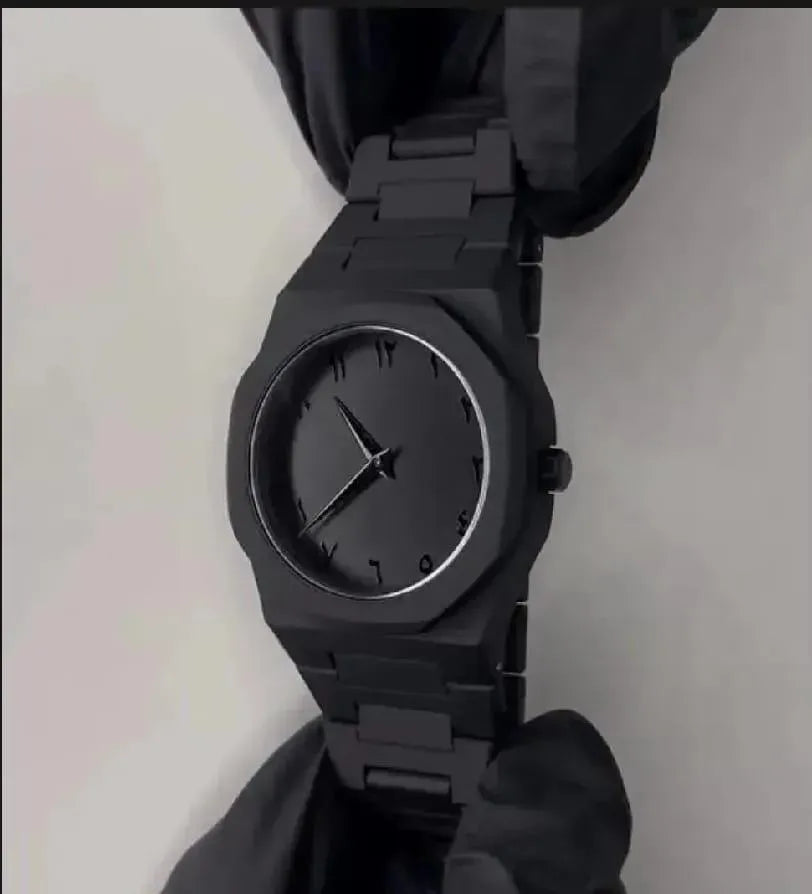 Black Ceramic Analogue Watch for Daily Wear